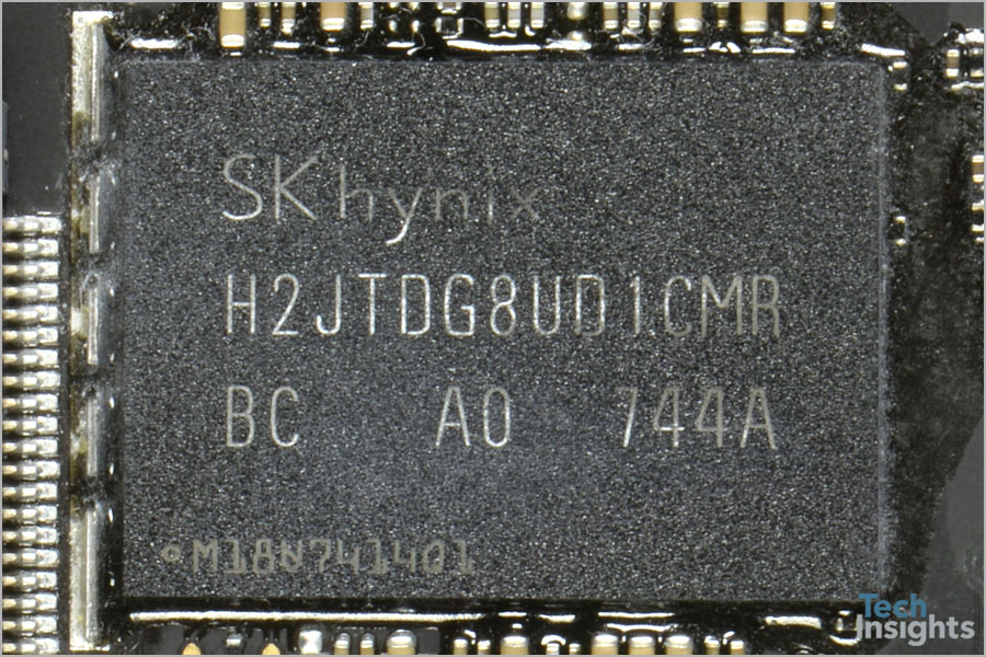 SK Hynix H2JTDG8UD1CMR在Apple主页板上